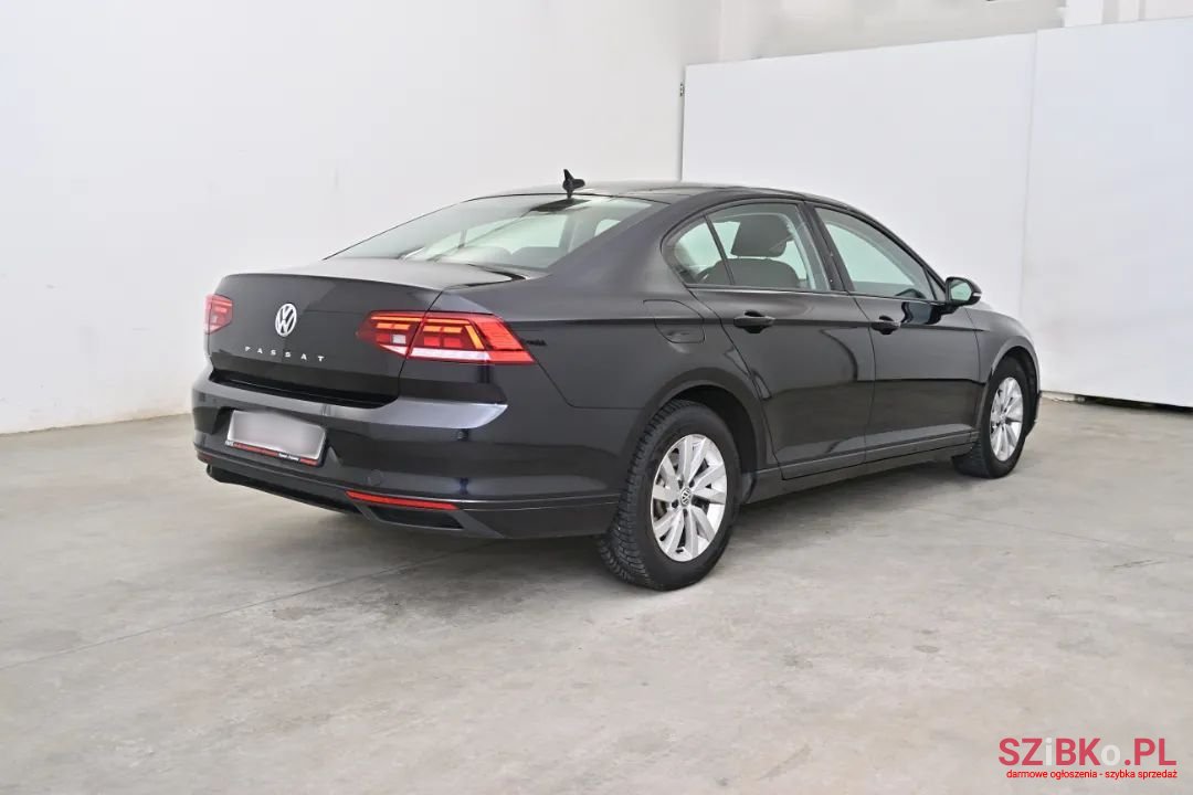 2020' Volkswagen Passat photo #1