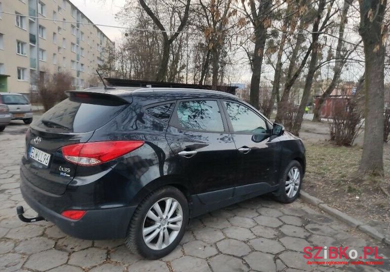 2010' Hyundai photo #1