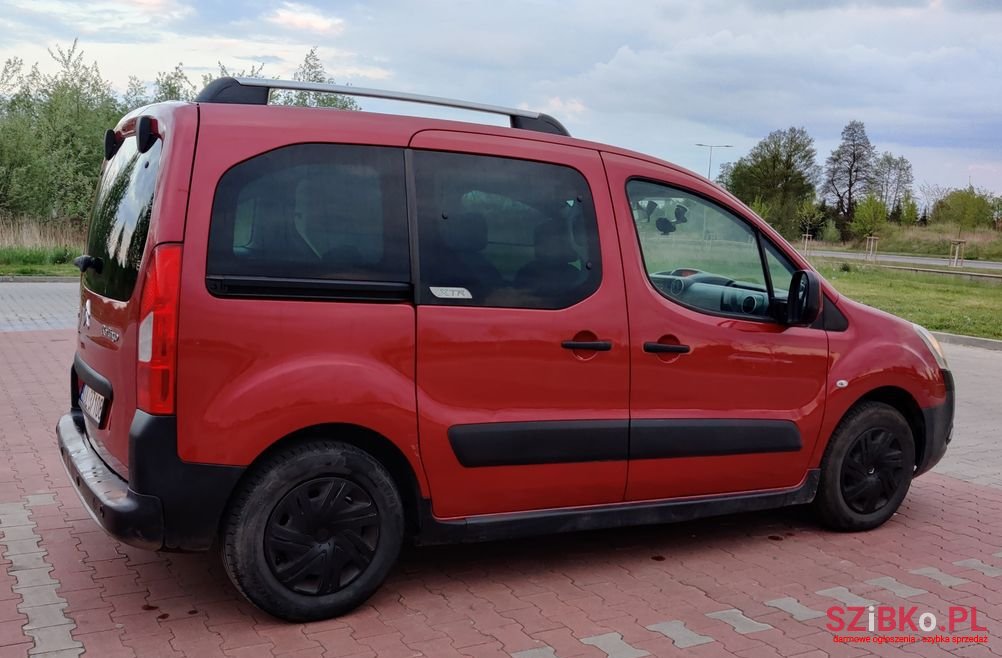 2011' Citroen Berlingo photo #3