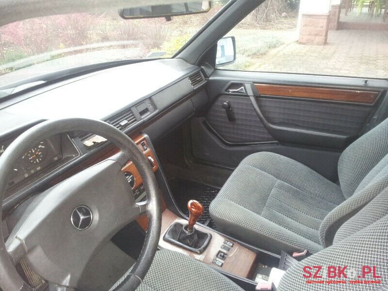 1990' Mercedes-Benz W124 photo #5