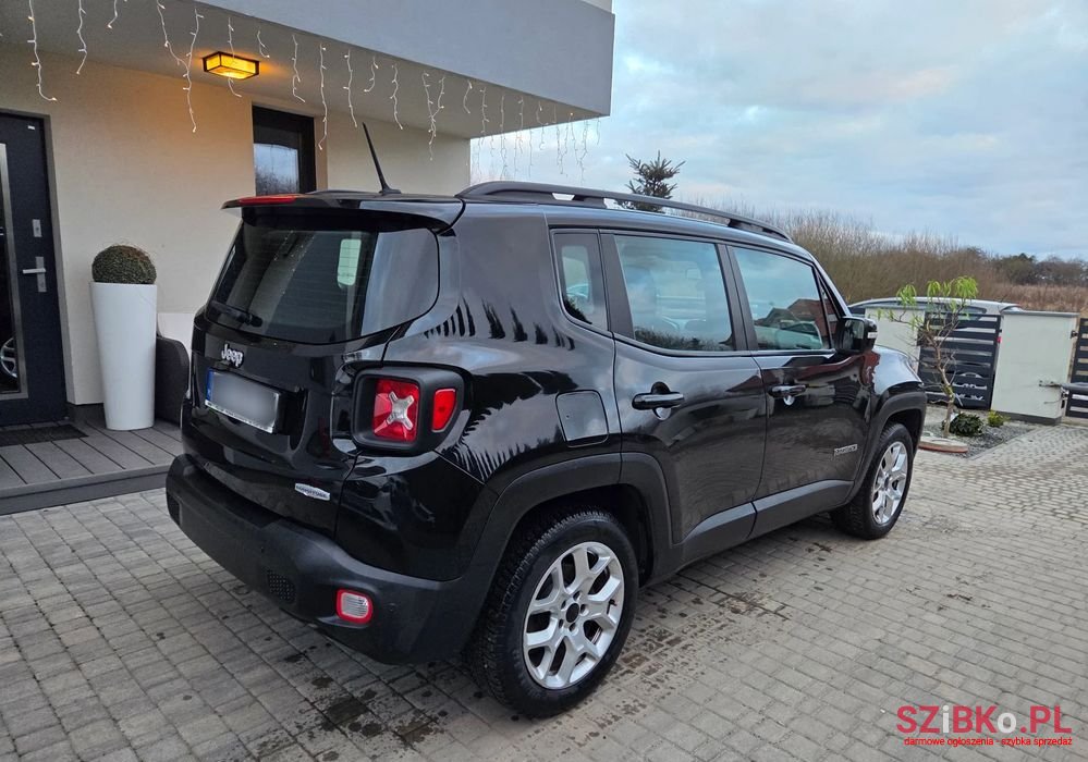 2014' Jeep Renegade photo #4