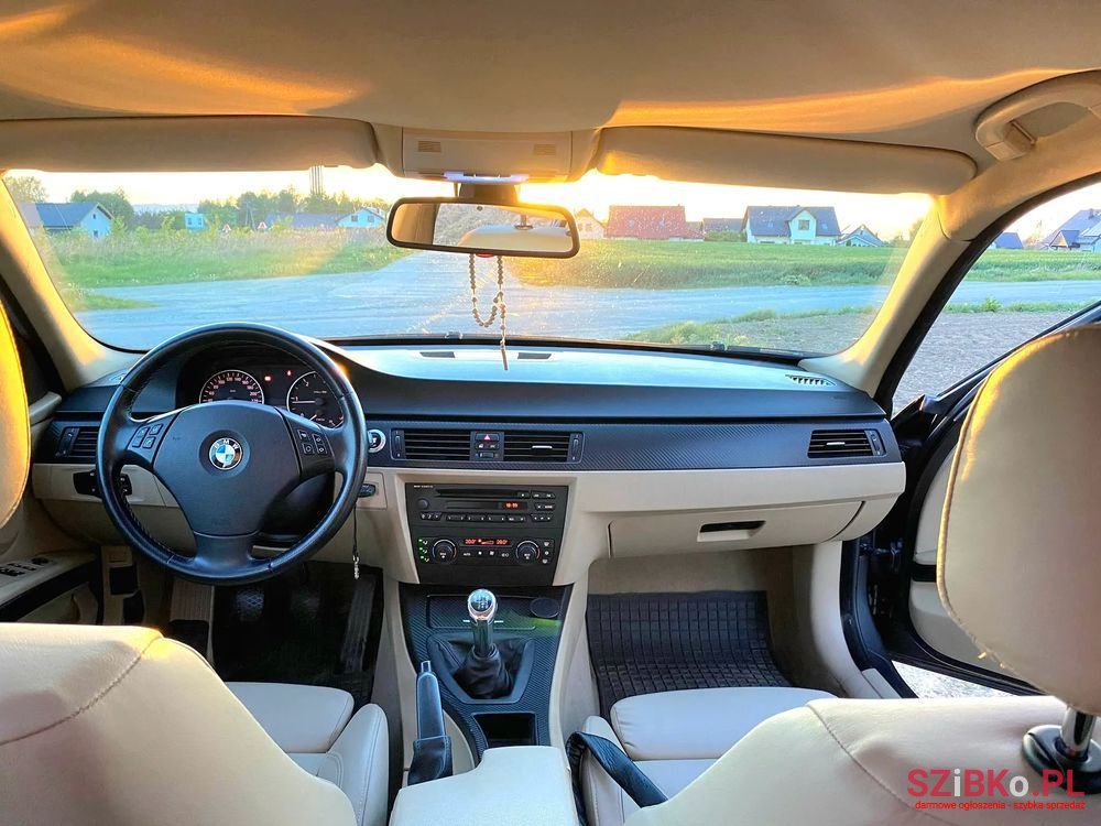 2006' BMW 3 Series 320D photo #2