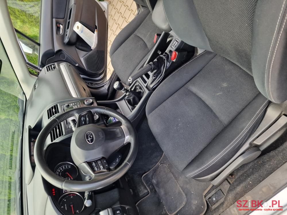 2013' Subaru XV photo #6