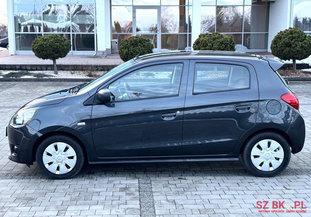 2013' Mitsubishi Space Star photo #3