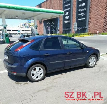 2005' Ford Focus photo #1