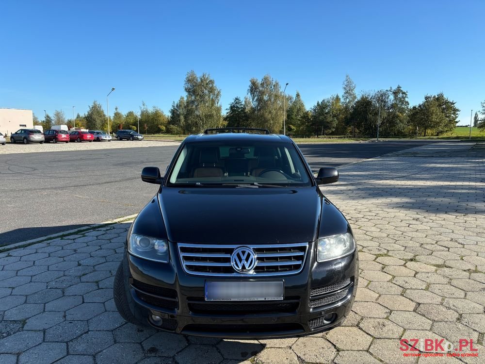 2006' Volkswagen Touareg photo #4