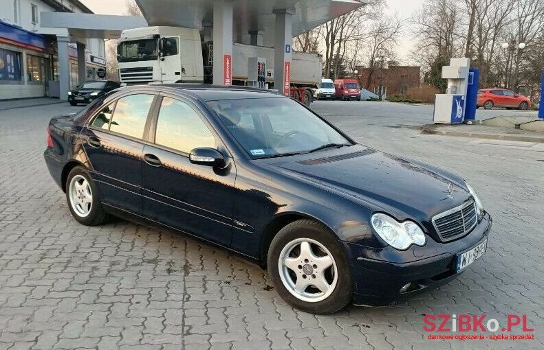 2003' Mercedes-Benz Klasa C photo #1