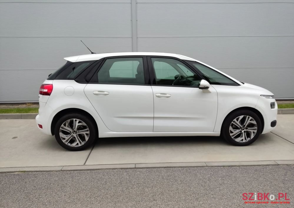 2014' Citroen C4 Picasso photo #5