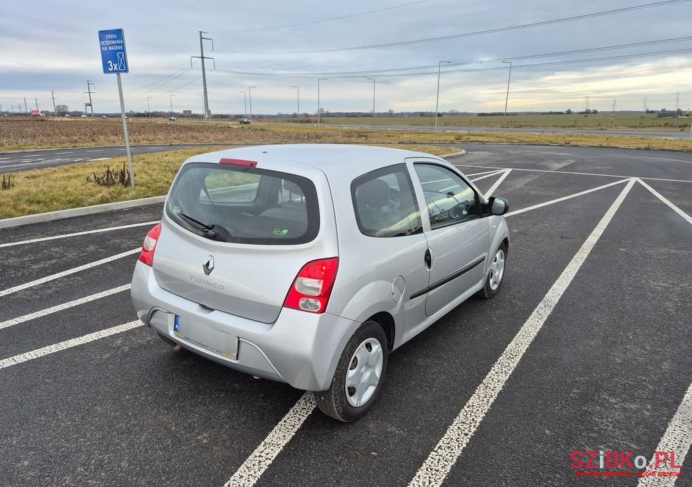 2010' Renault Twingo 1.2 16V Wind photo #4