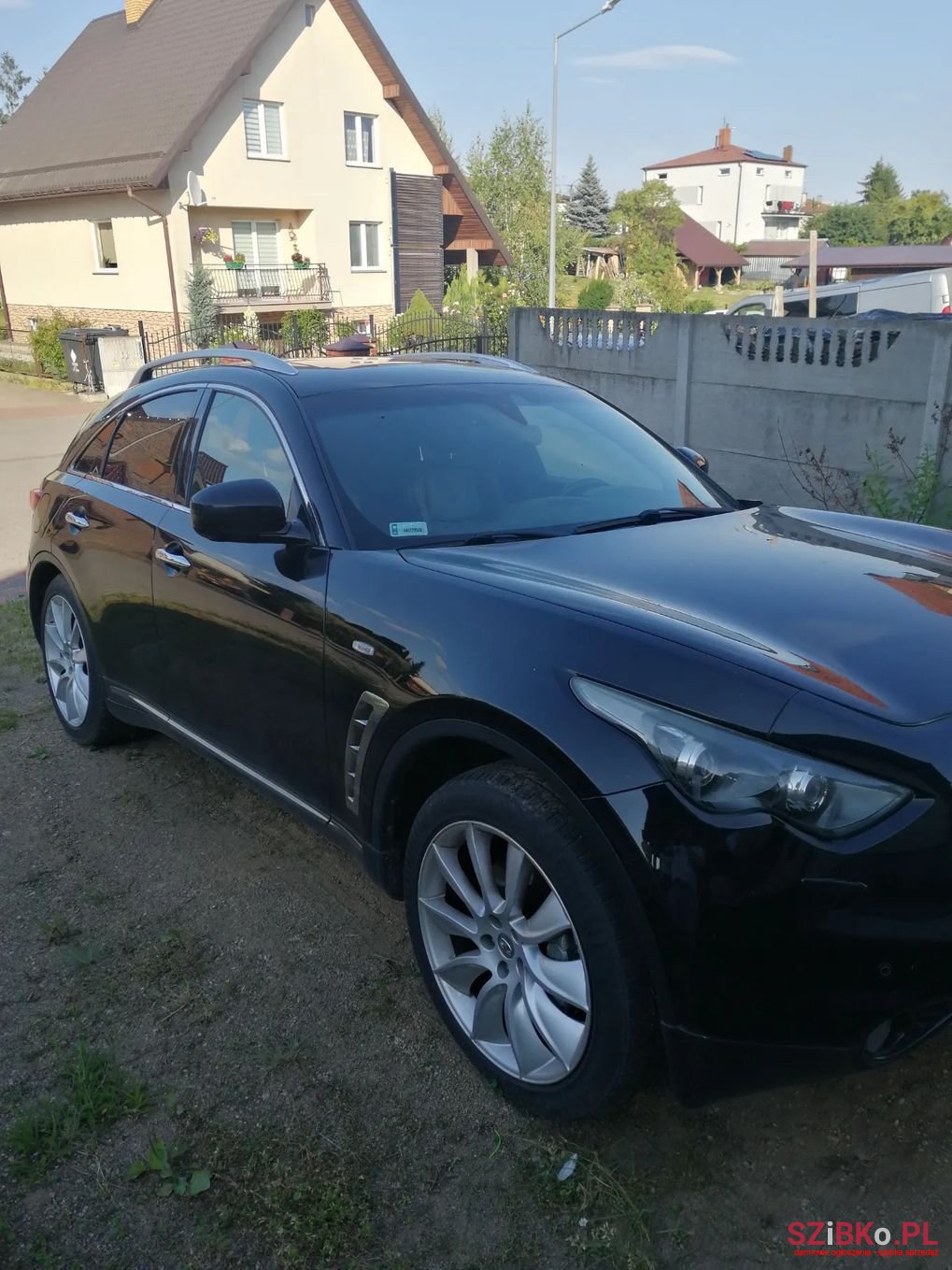 2010' Infiniti FX photo #1