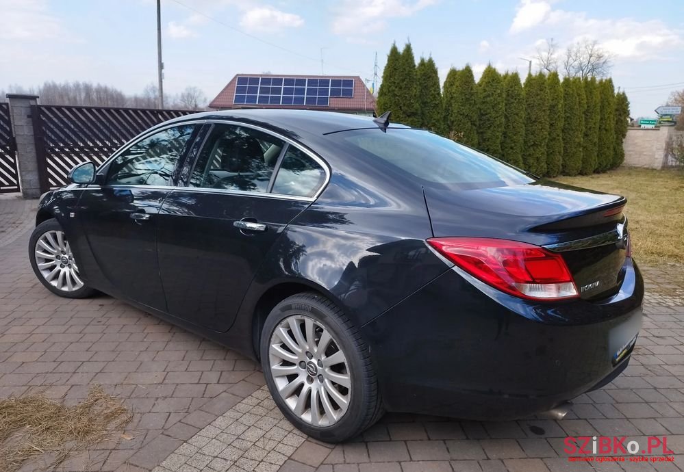 2010' Opel Insignia 1.8 Cosmo photo #3