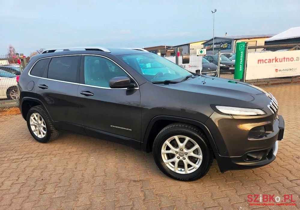 2014' Jeep Cherokee photo #3