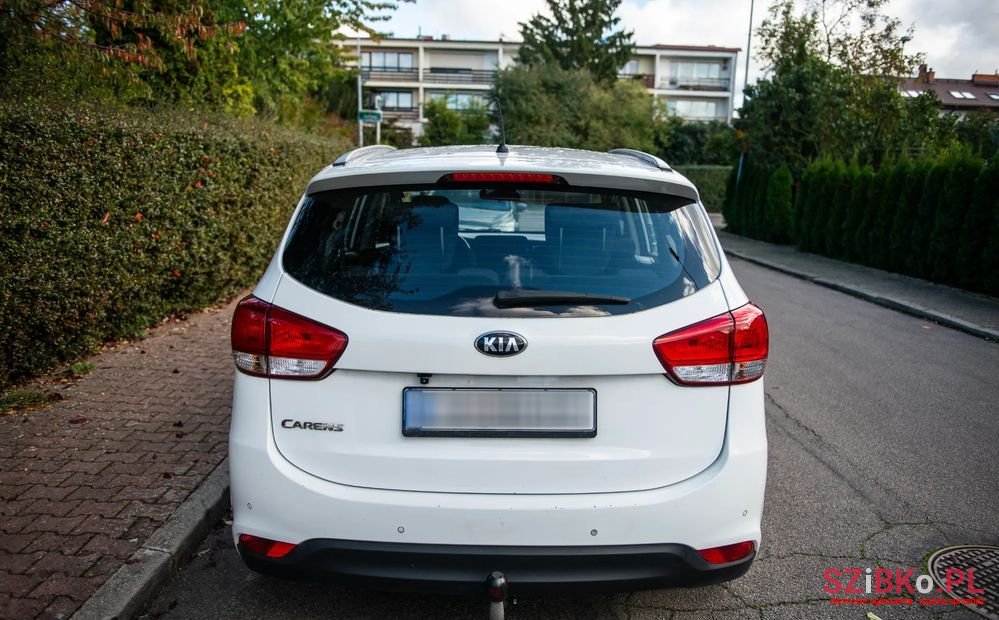 2014' Kia Carens photo #6
