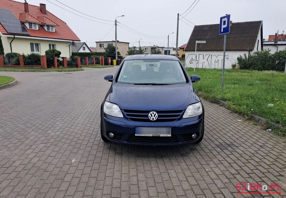 2006' Volkswagen Golf photo #1