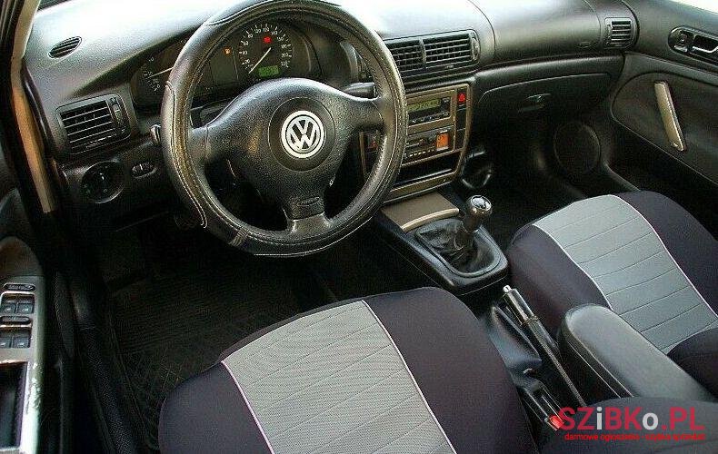 1997' Volkswagen Passat photo #2