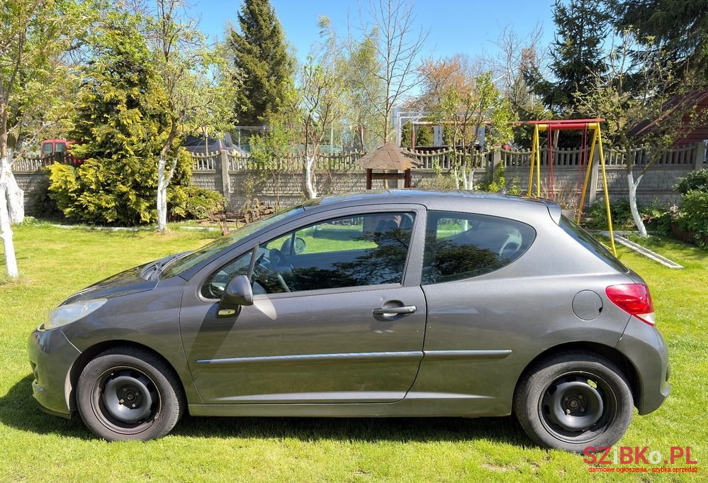 2011' Peugeot 207 photo #3