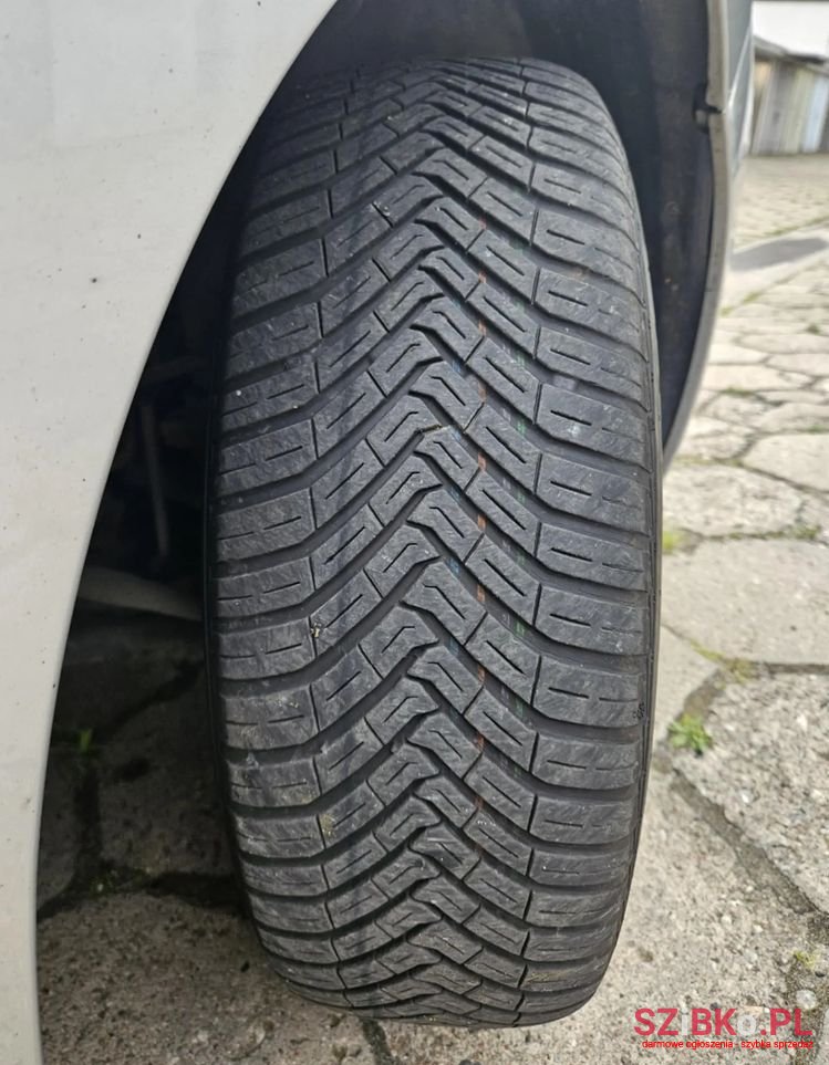 2010' Peugeot 207 1.4 16V Trendy photo #6