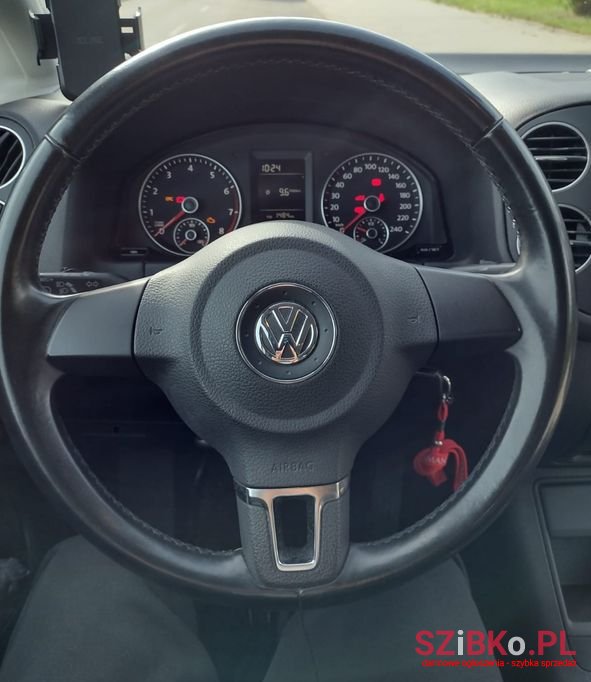 2009' Volkswagen Golf Plus photo #4