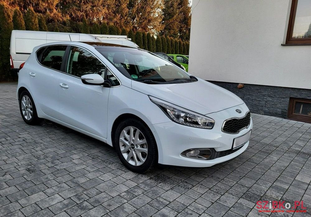 2014' Kia Ceed photo #3