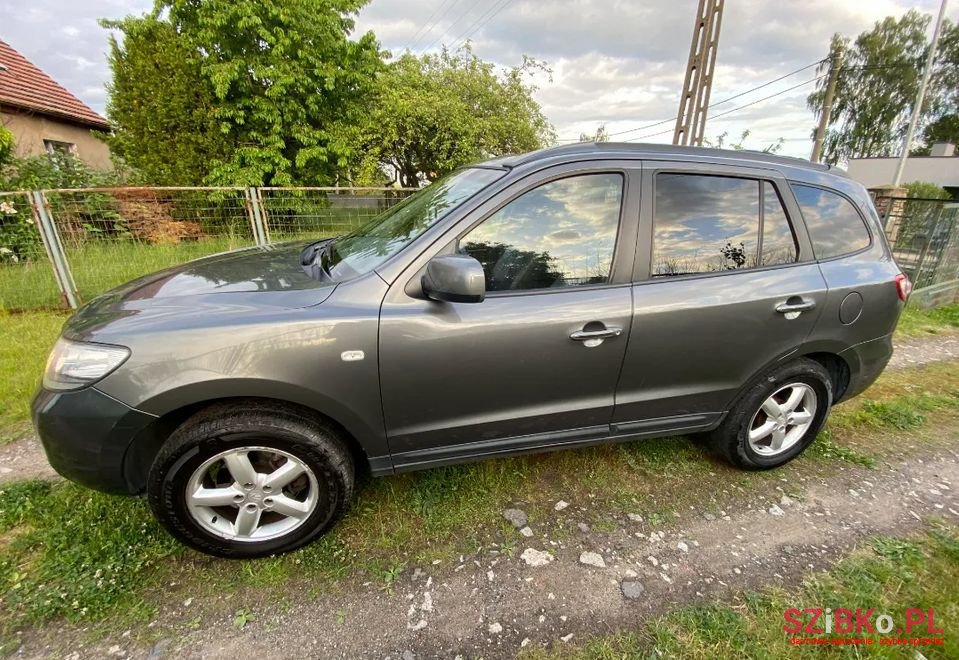 2009' Hyundai Santa Fe photo #4