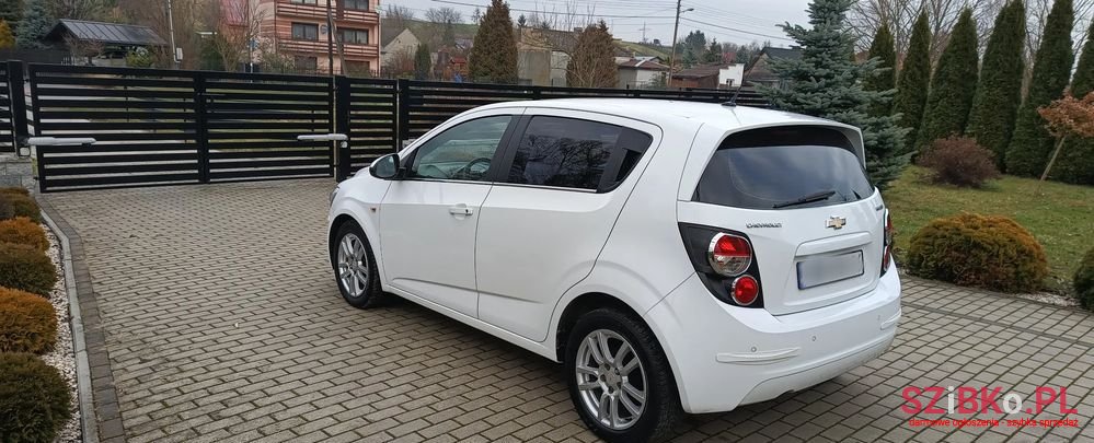 2012' Chevrolet Aveo photo #2