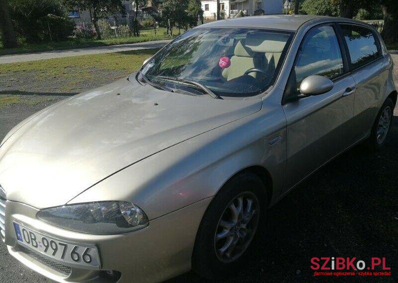 2005' Alfa Romeo photo #1