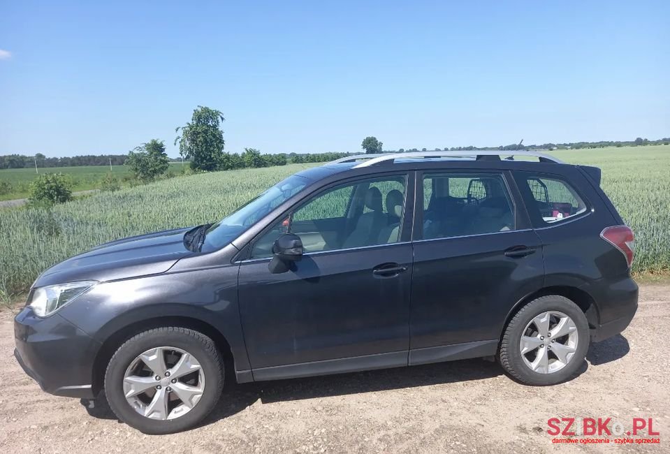 2014' Subaru Forester photo #3