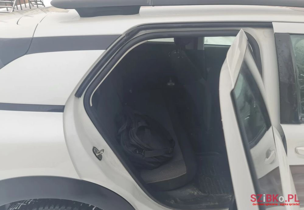 2015' Citroen C4 Cactus photo #5