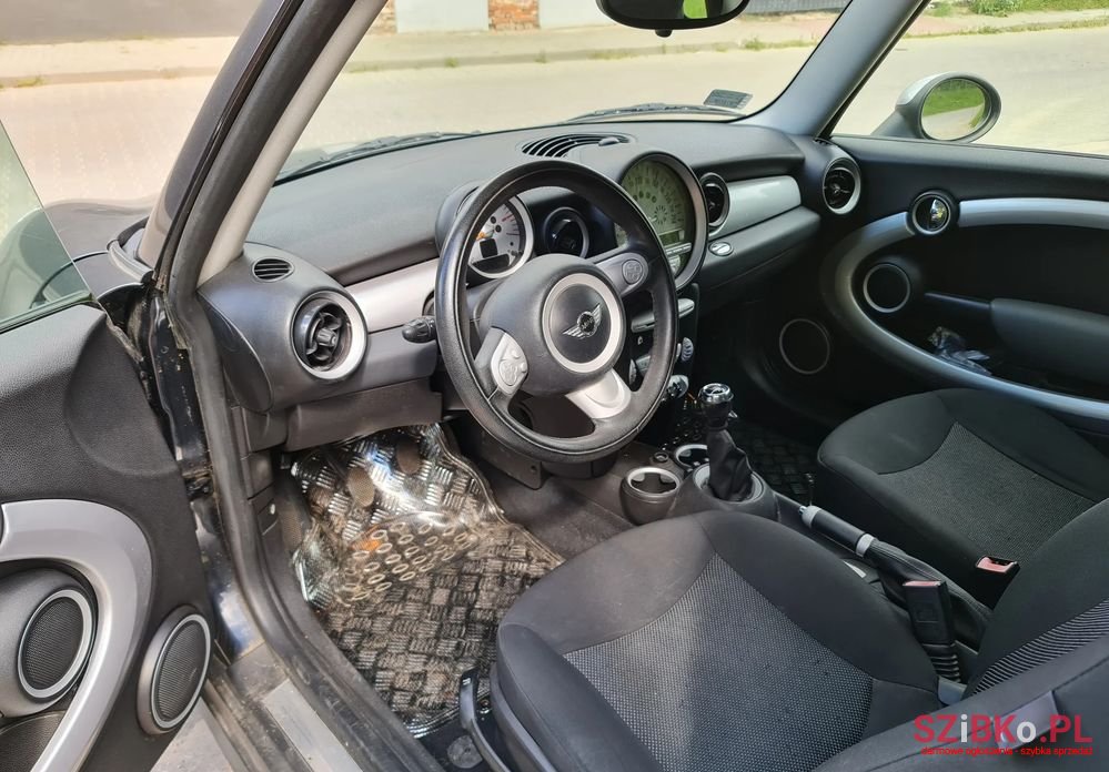 2008' MINI Clubman photo #5