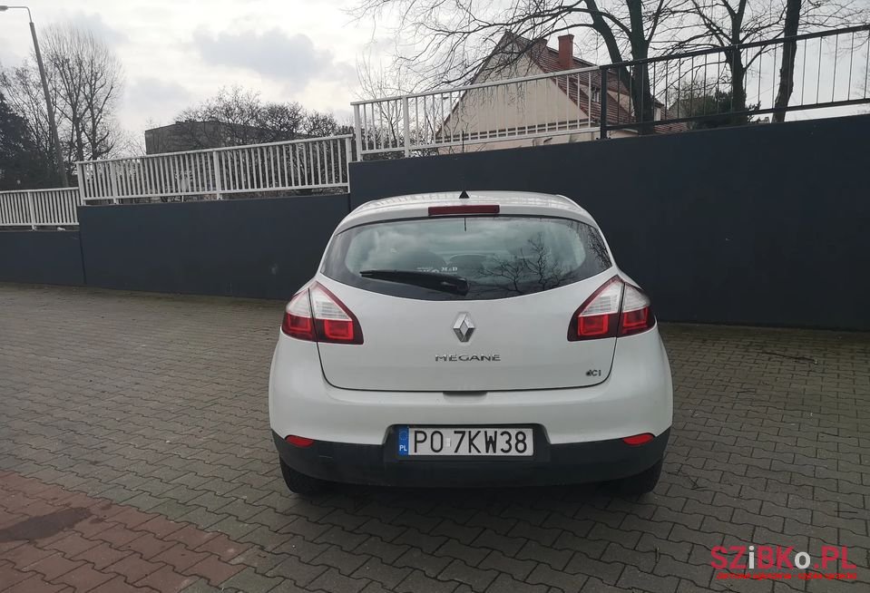 2015' Renault Megane photo #6