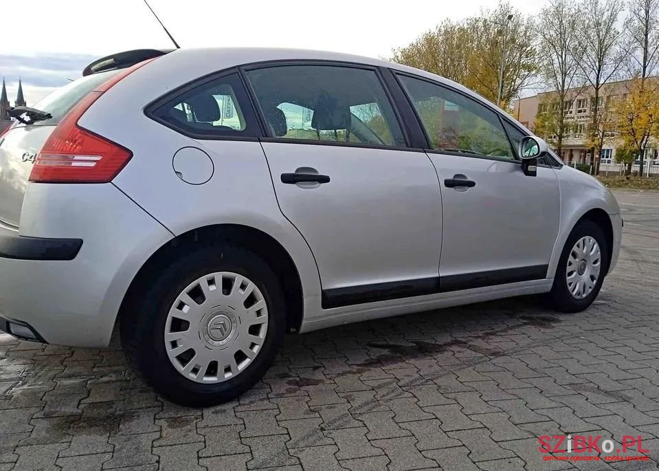 2006' Citroen C4 photo #1