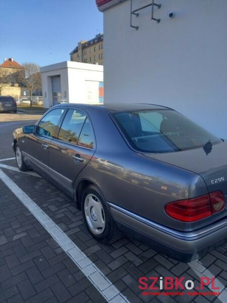 1996' Mercedes-Benz Klasa E photo #2