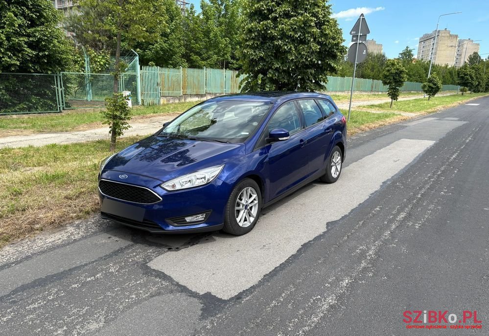 2017' Ford Focus photo #3