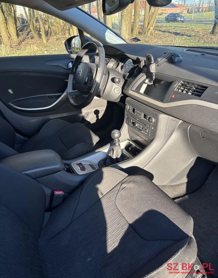 2011' Citroen C5 2.0 Hdi Seduction photo #4