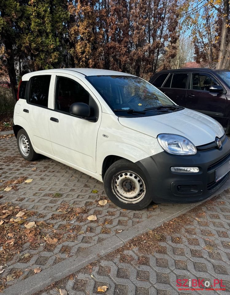2017' Fiat Panda 1.2 Easy photo #1