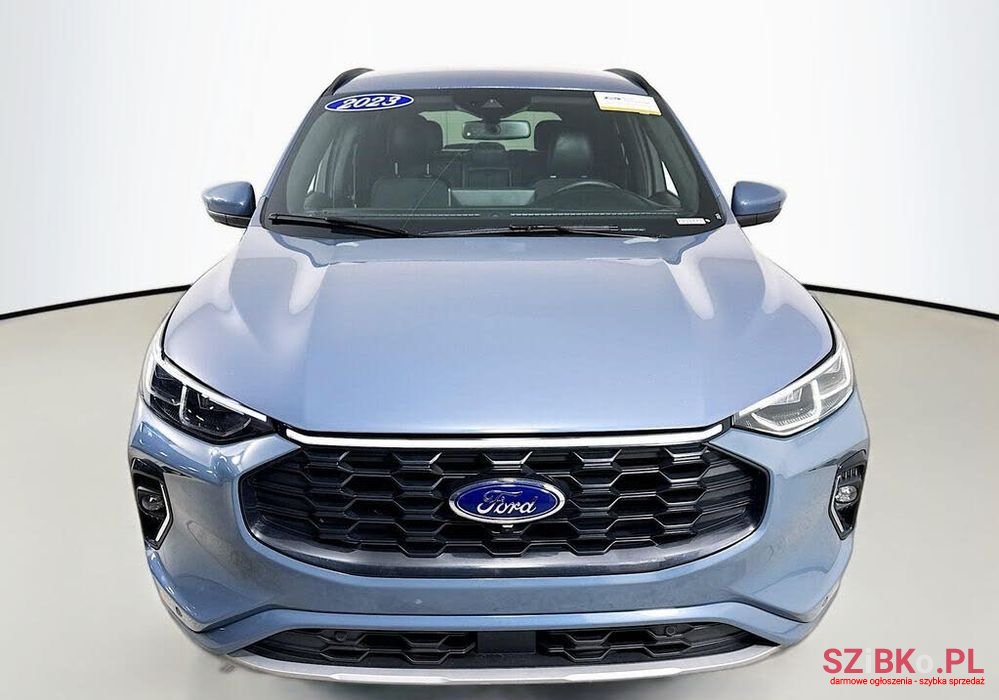 2023' Ford Escape photo #2