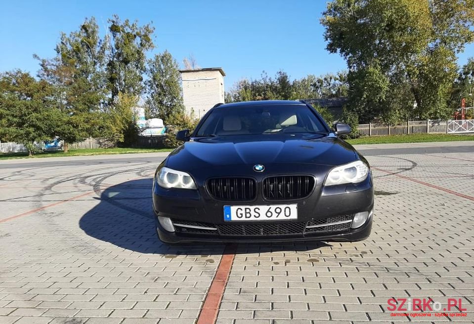 2011' BMW Seria 5 photo #2