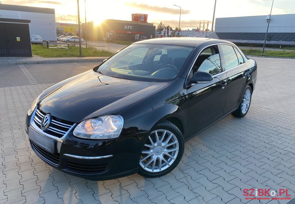 2006' Volkswagen Jetta 1.9 Tdi United photo #6