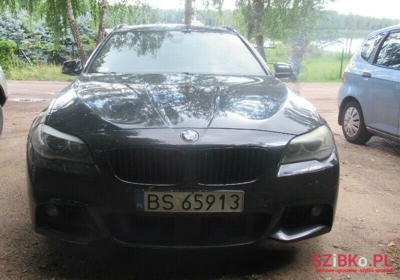 2012' BMW 520 photo #2