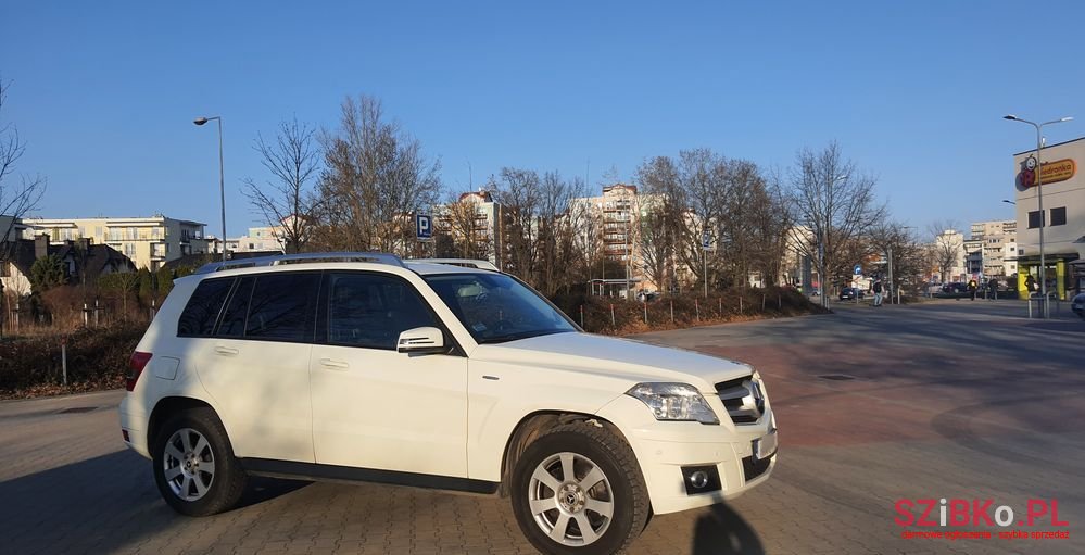 2010' Mercedes-Benz GLK photo #3