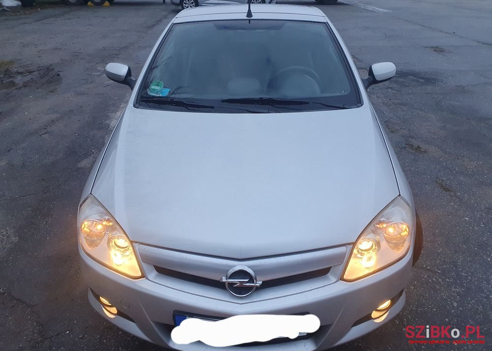 2005' Opel Tigra 1.8 Sport photo #1
