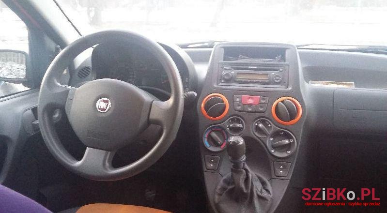 2008' Fiat Panda photo #2