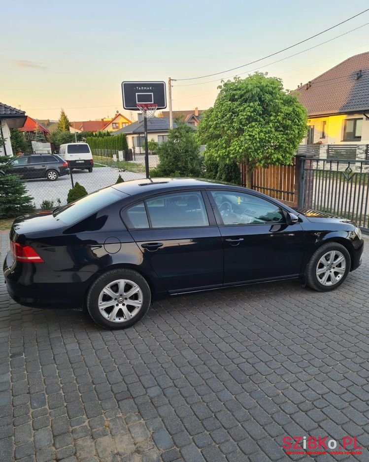 2012' Volkswagen Passat photo #2