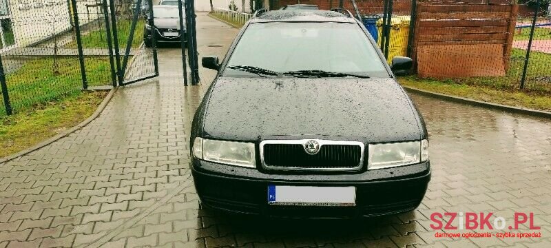 2002' Skoda Octavia photo #5