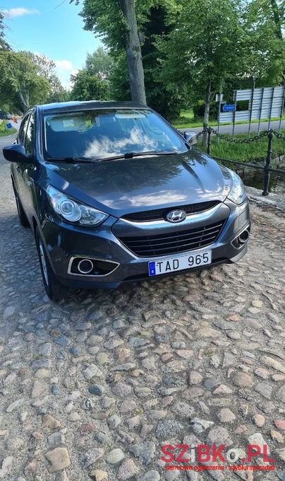 2011' Hyundai ix35 photo #3