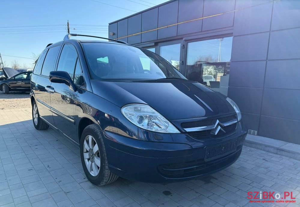 2006' Citroen C8 2.0 16V Tendance photo #2