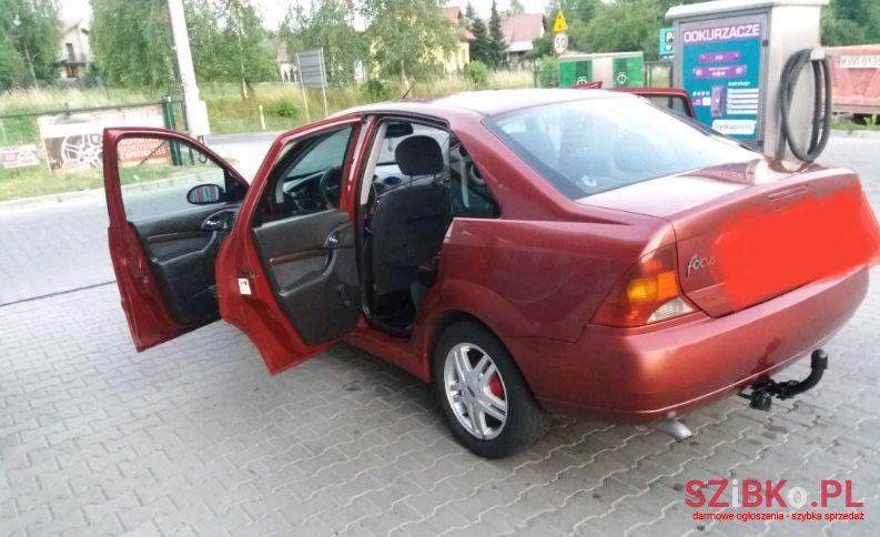 1999' Ford Focus photo #4