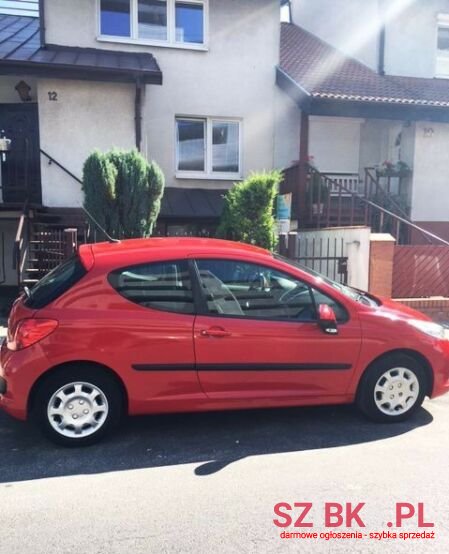 2007' Peugeot 207 photo #2
