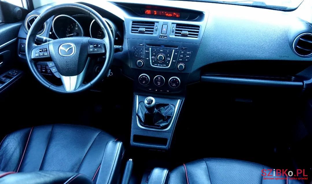 2011' Mazda 5 photo #1