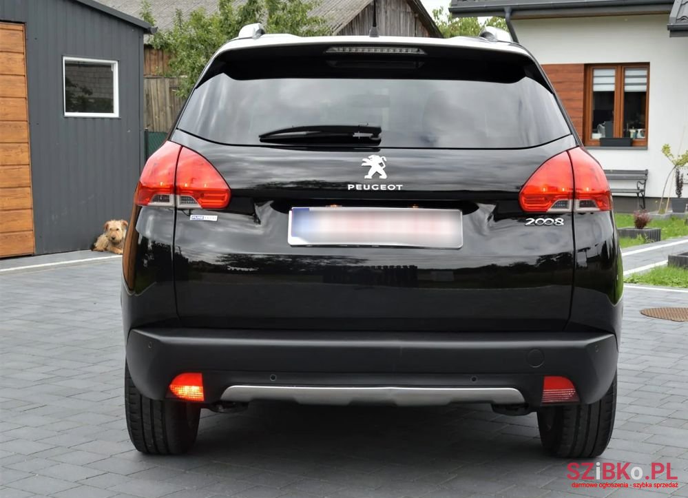 2016' Peugeot 2008 photo #6
